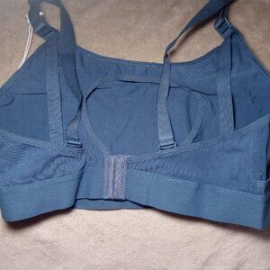 Momcozy nursing bra